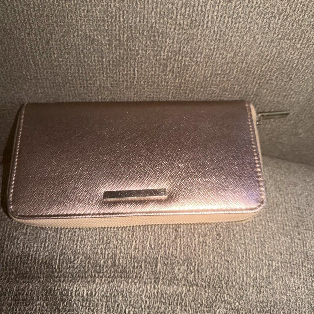 Gray Solid Zip-Around Women's Faux Leather Wallet w/ Zipper, Credit Card Slots